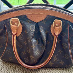 Vintage Authentic Louis Vuitton Louis Vuitton PM Tivoli